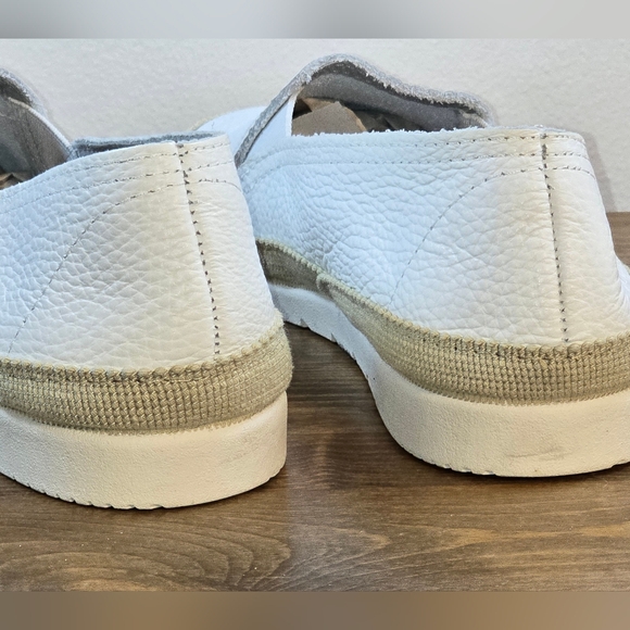 NWOT Verbenas White Nucleo Made In Spain Leather Slip-ons Women's Size 7.5 - Picture 7 of 9